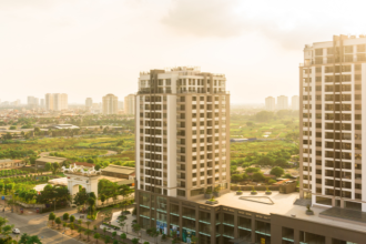 Alex Nabuco dos Santos mostra como o retrofit transforma imóveis antigos em ativos modernos e valorizados.