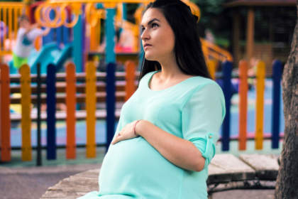 Sob a análise da Dra. Thaline Neves Coutinho, conheça as complexas questões éticas que envolvem as intervenções intrauterinas na terapia fetal.